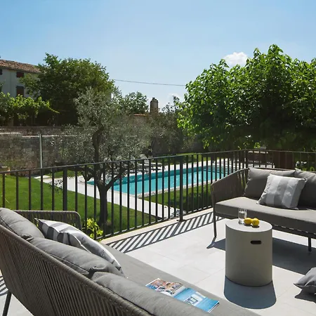 Melon By Interhome * Porec